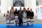 Почта России наградила самых читающих школьников